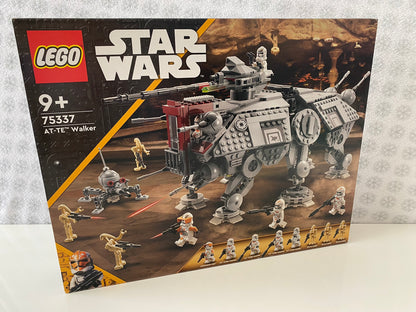 LEGO Star Wars AT-TE Walker (75337), Minifiguren von Mace Windu, Coleman Trebor, Clone Commander und zwei Clone Troopers, detailreicher AT-TE Walker mit beweglichen Beinen, drehbaren Kanonen und aufklappbarem Cockpit, baubare Modellkulisse der Star Wars Galaxis, 960 Teile.