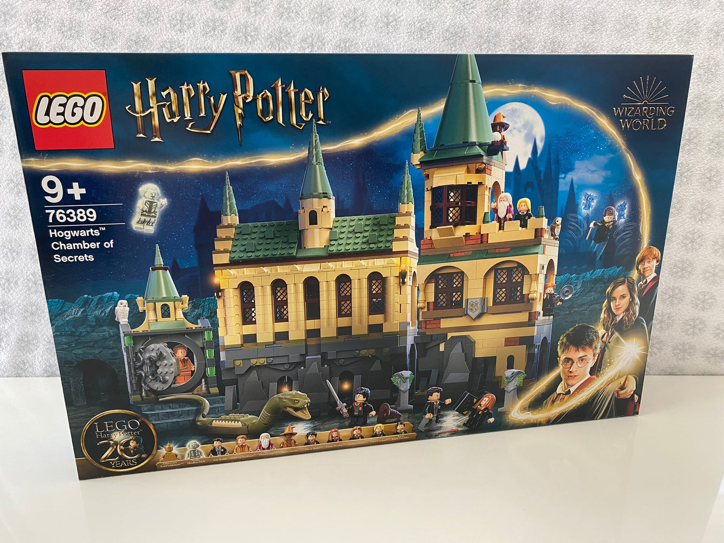 LEGO Harry Potter Hogwarts Kammer des Schreckens (73689) Set mit 10 Minifiguren, detailgetreuen Nachbildungen und beweglichen Teilen. Perfekt für Fans und zum Sammeln.