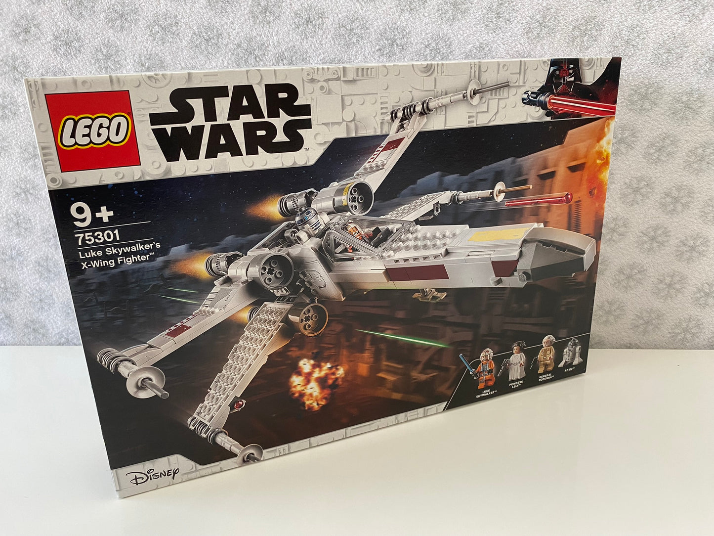 LEGO Star Wars Luke Skywalkers X-Wing Fighter (75301)