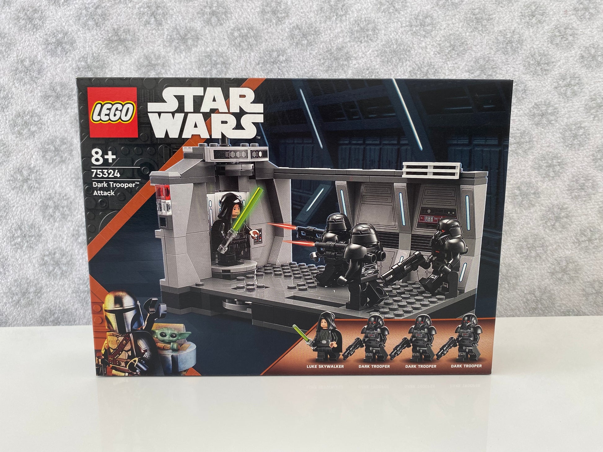 LEGO Star Wars Angriff der Dark Trooper (75324), Minifiguren von Luke Skywalker, Moff Gideon und zwei Dark Troopern, detaillierte Dark Trooper mit beweglichen Gliedmaßen und authentischen Rüstungsdetails, baubare Modellkulisse aus der Star Wars Galaxis, 524 Teile.