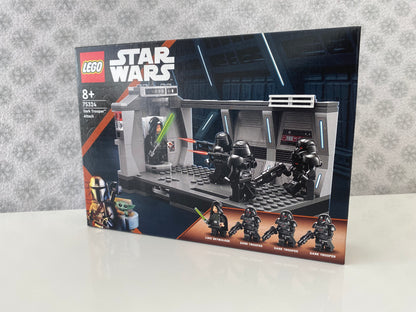 LEGO Star Wars Angriff der Dark Trooper (75324), Minifiguren von Luke Skywalker, Moff Gideon und zwei Dark Troopern, detaillierte Dark Trooper mit beweglichen Gliedmaßen und authentischen Rüstungsdetails, baubare Modellkulisse aus der Star Wars Galaxis, 524 Teile.