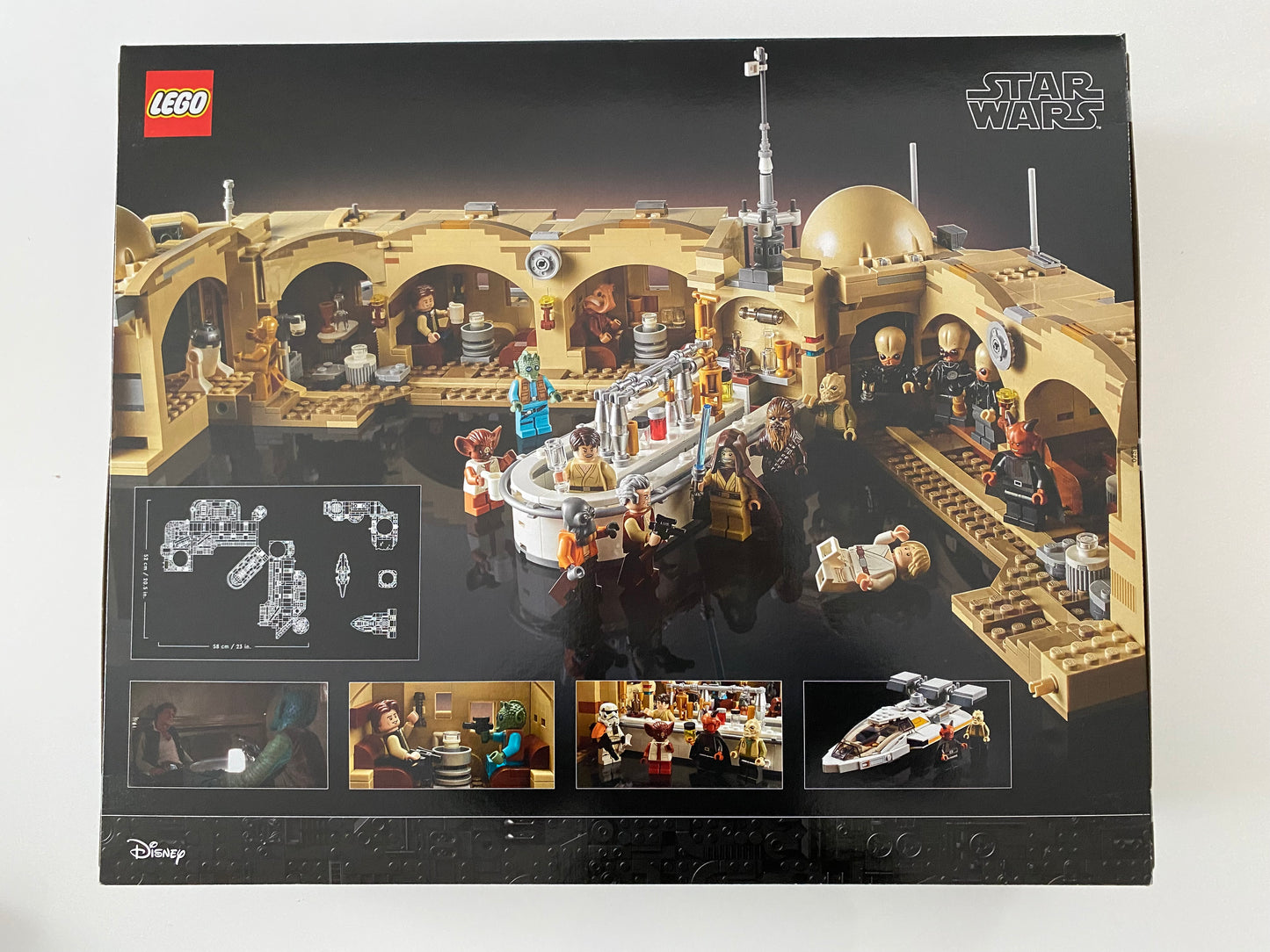 LEGO Star Wars Mos Eisley Cantina (75290) Set mit Minifiguren von Luke Skywalker, Han Solo, Obi-Wan Kenobi und verschiedenen Aliens und Droiden. Detailreiche Nachbildung der Cantina auf Tatooine. 3187 Teile für authentische Star Wars Szenen und Sammlerfreude.