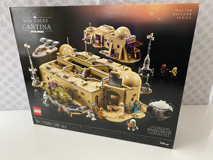 LEGO Star Wars Mos Eisley Cantina (75290) Set mit Minifiguren von Luke Skywalker, Han Solo, Obi-Wan Kenobi und verschiedenen Aliens und Droiden. Detailreiche Nachbildung der Cantina auf Tatooine. 3187 Teile für authentische Star Wars Szenen und Sammlerfreude.