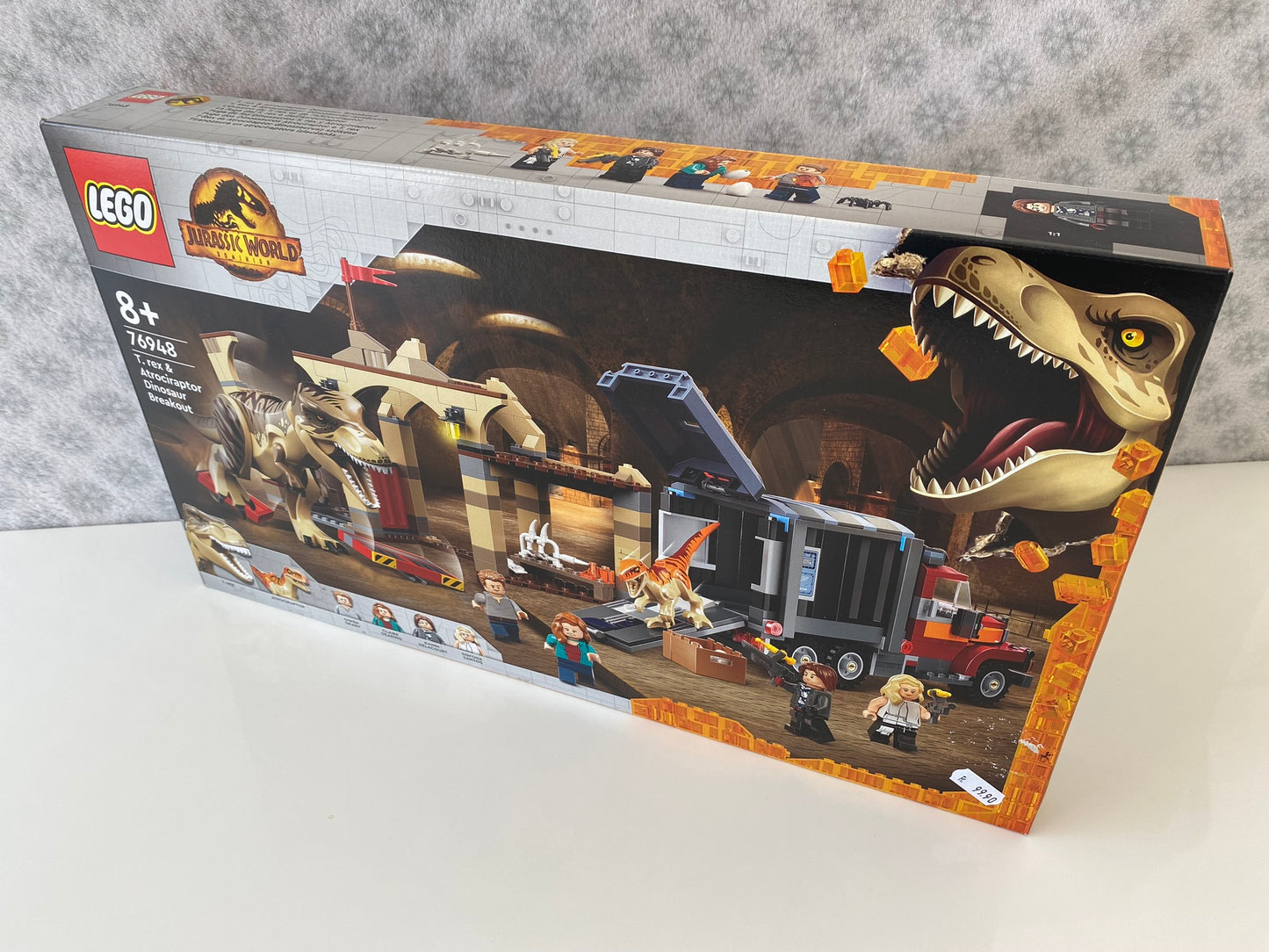 LEGO Jurassic World T. Rex & Atrociraptor: Dinosaurier-Ausbruch (76948)