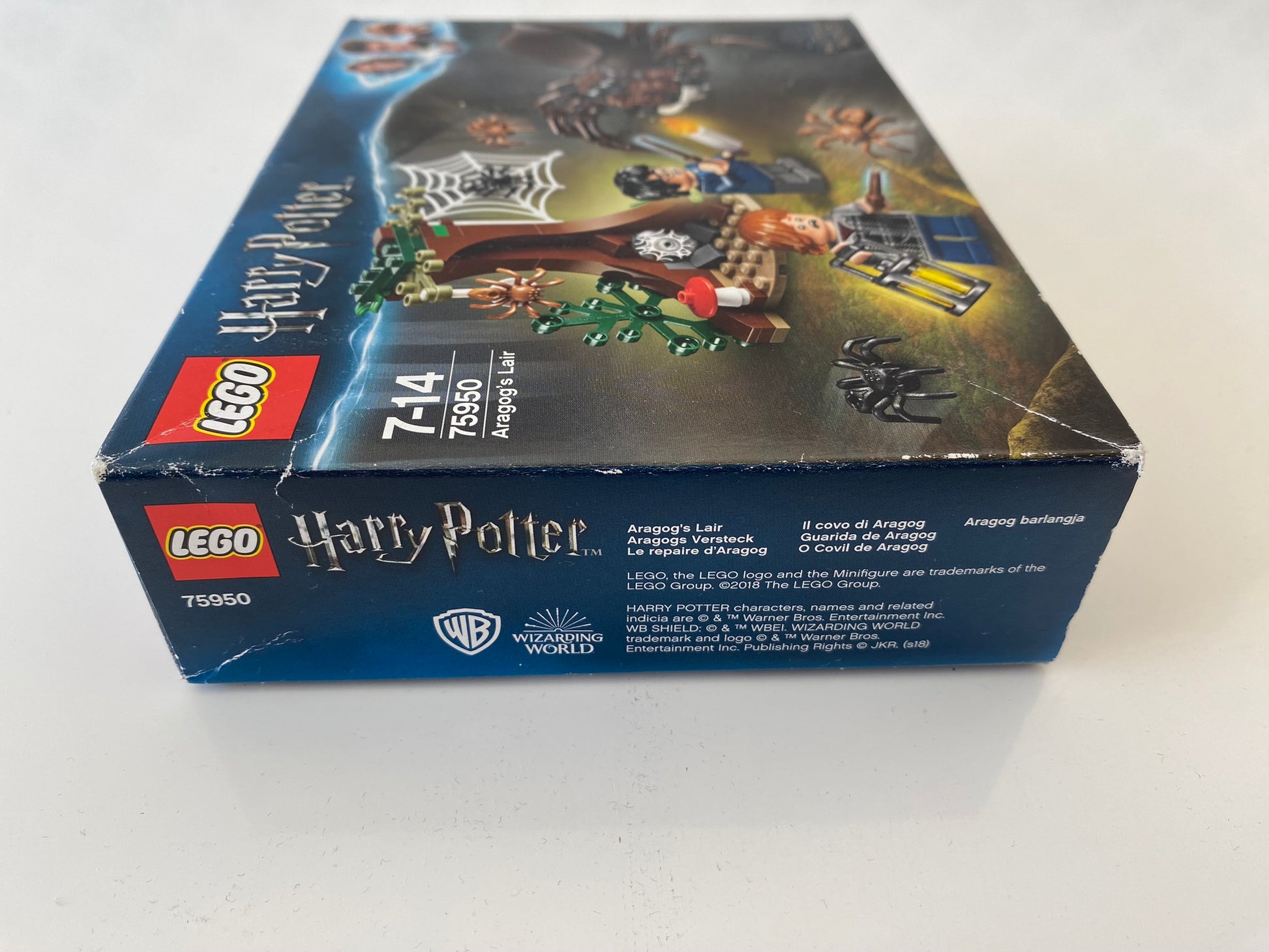 LEGO Harry Potter Aragog's Versteck (75950), Minifiguren von Harry Potter und Ron Weasley, Aragog mit beweglichen Beinen und Augen, Waldkulisse mit baubarem Baum und Spinnenwebe, 157 Teile.