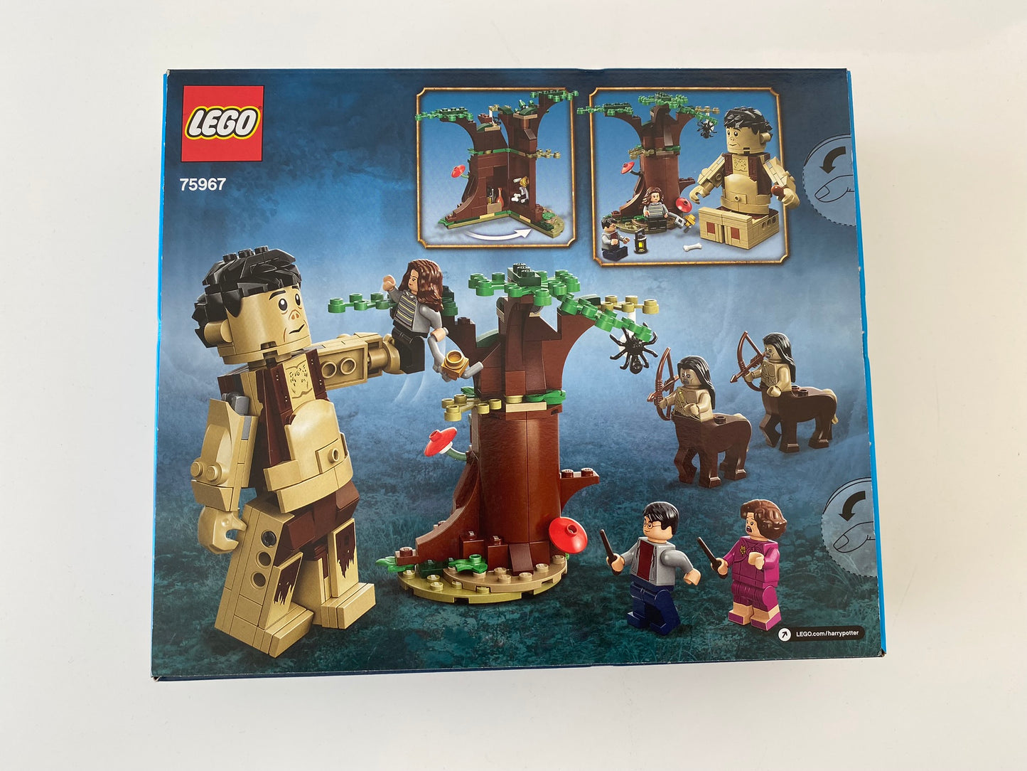 LEGO Harry Potter Der Verbotene Wald: Begegnung mit Umbridge (75967), Minifiguren von Harry Potter, Hermine Granger und Dolores Umbridge, Zentauren-Figuren, bewegliche Grawp-Figur, detaillierter Verbotener Wald mit baubarem Baum und versteckten Accessoires, 253 Teile.